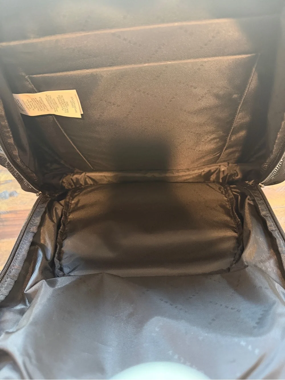 Oakley Men’s White and Black Backpack with Eyewear Pocket